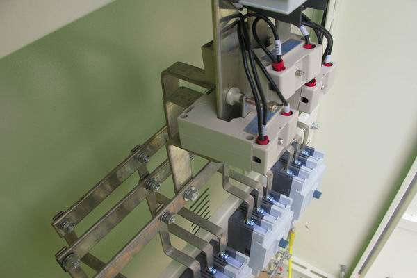 博罗配电柜-应急照明配电柜使用对工作人员的具